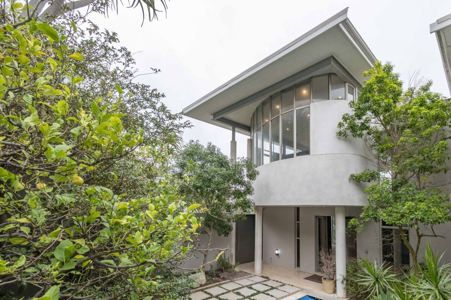 3 Bedroom Property for Sale in Bakoven Western Cape